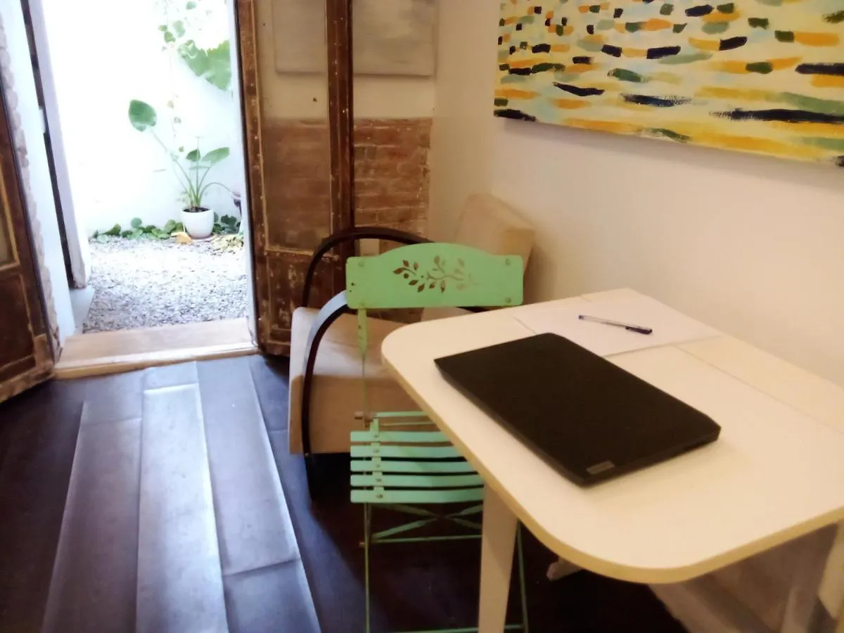Estudio Y Plantas :) Apartment Barcelona